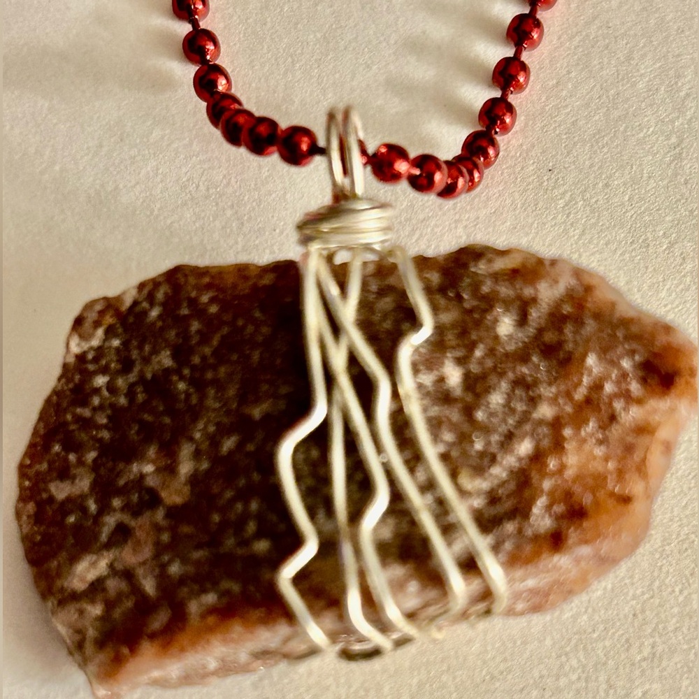 NWOT Necklace Guava Quartz peach orange red raw stone silver wire-wrapped, chain